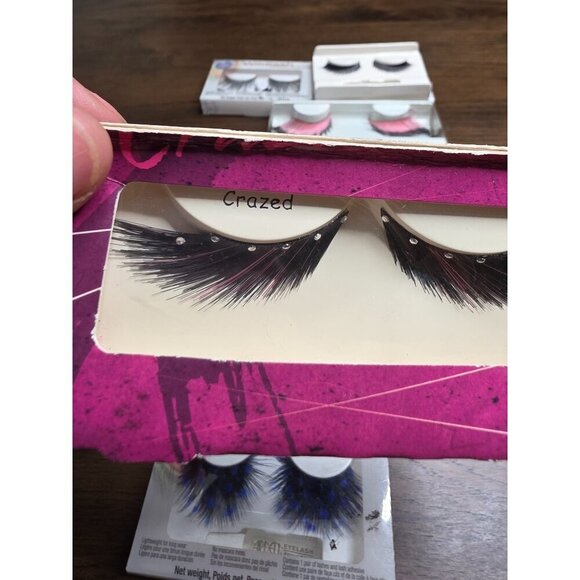 Bundle of 6 Halloween Feathers False Eyelashes - Picture 7 of 16